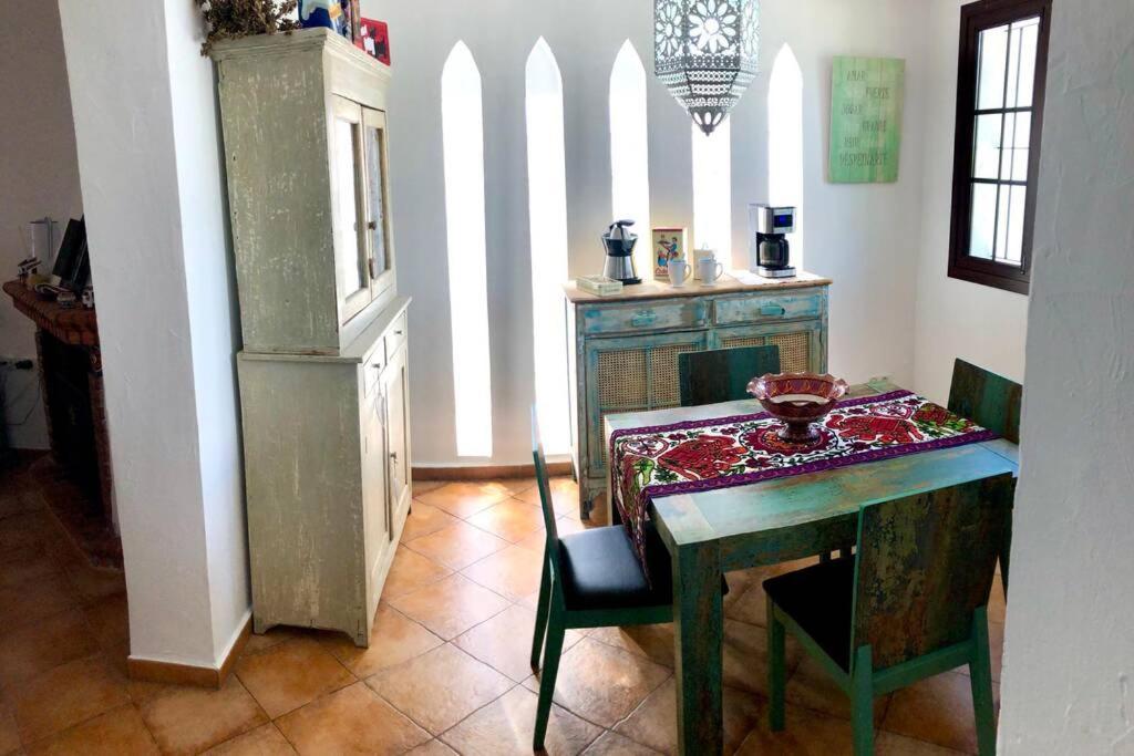 Gatu Premium Villa Lurberri Piscina Privada, 4 Dormitorios, 2 Banos, Parking , Jardines, " Preferente Mayores De 25 Anos Y Familias " In Y Barbacoa Chiclana de la Frontera Ngoại thất bức ảnh